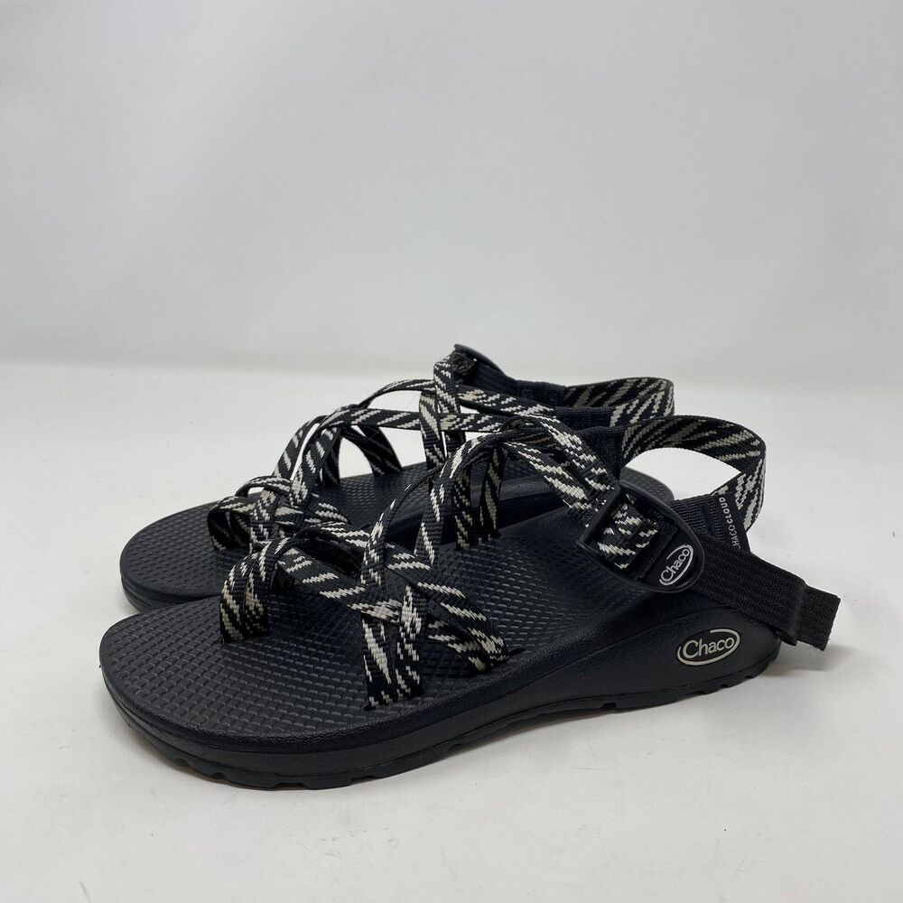 Chaco Sandals Womens Size 7 Black Strappy Cloud Comfort Outdoor Water Shoes
